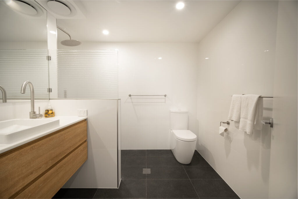 seamless bathroom